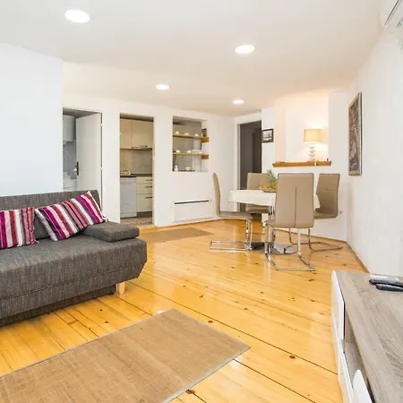 アパート Madonna Field ドゥブロブニク