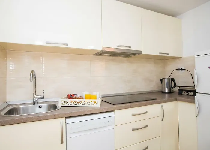 Madonna Field Appartement